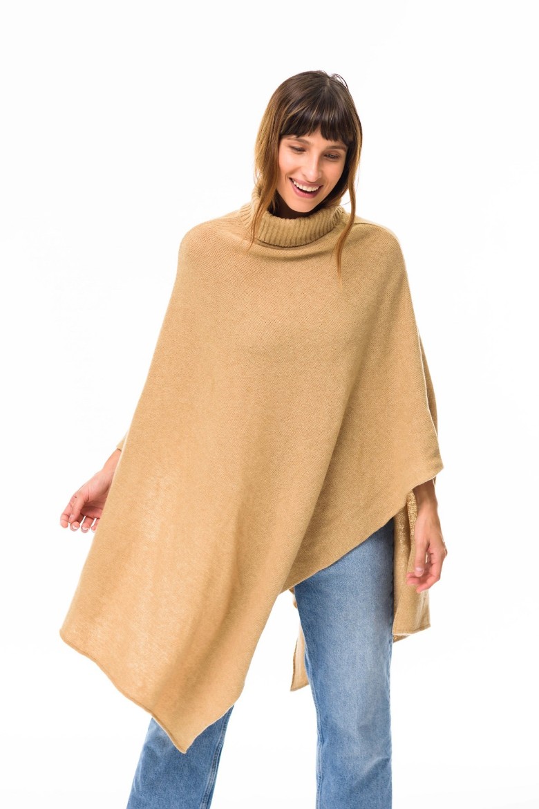 Imagen de Cala - Poncho de Punto Camel