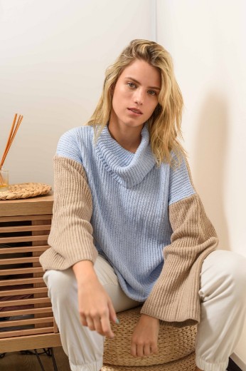 Imagen de Helen - Buzo de Punto Combinado Celeste