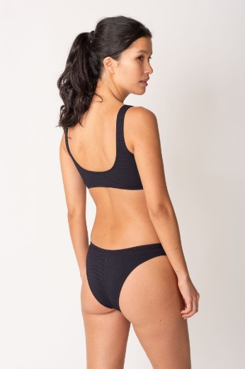 Imagen de Paraiso- Bikini Top con Argollas Piqué Negro