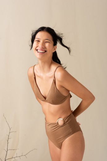 Imagen de Ibiza - Bikini Triángulo Tiro Alto con Argolla Chocolate