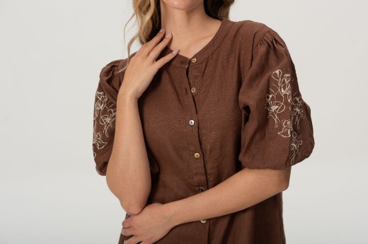 Imagen de Pampa - Vestido de Lino Bordado con Mangas Abullonadas Chocolate